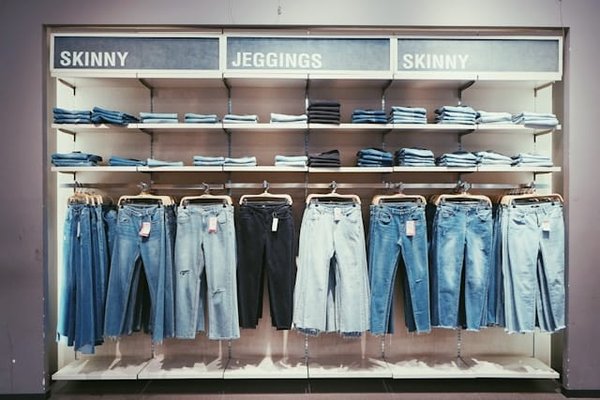 Le guide complet des pantalons incontournables de 2023