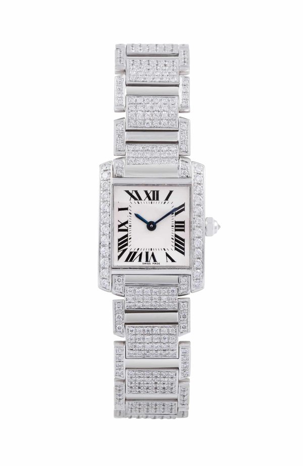Montre VVS : le diamant parfait pour rehausser votre prestance