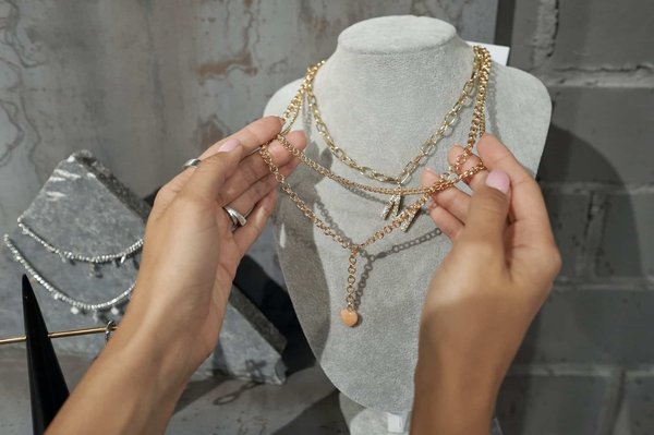 Ce qu'il faut savoir avant d'acheter on collier en or 18 carats