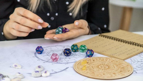 Quel est le signe astrologique idéal pour votre future partenaire ?
